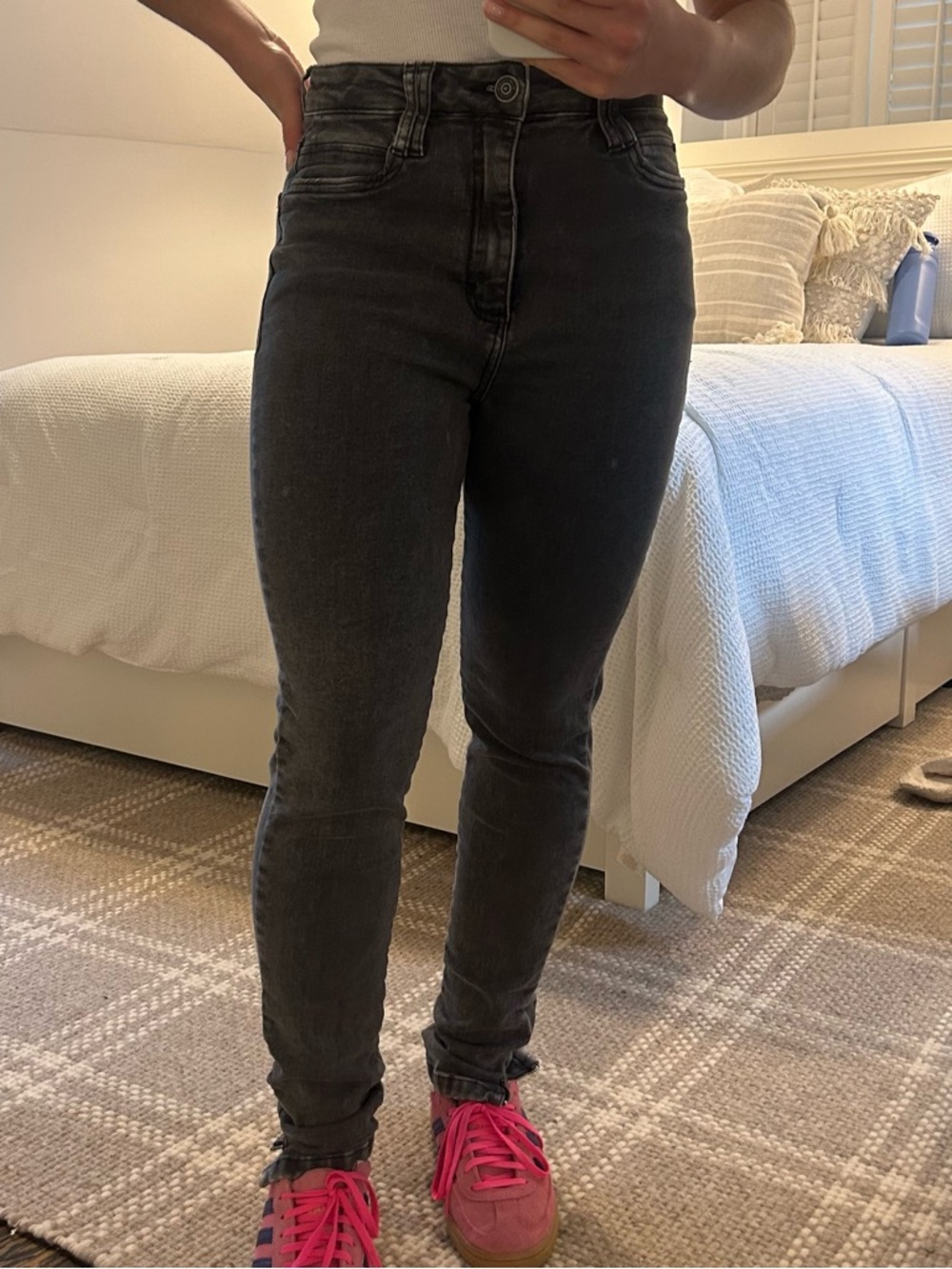 Women’s High-Rise Black Skinny Jeans